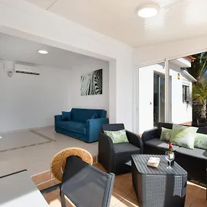 https://villa-milena.tenerifehoteles.net